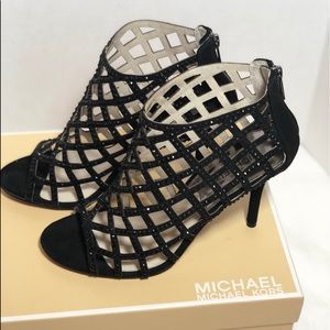 Michael By Michael Kors “Yvonne Bootie” Sz 10
